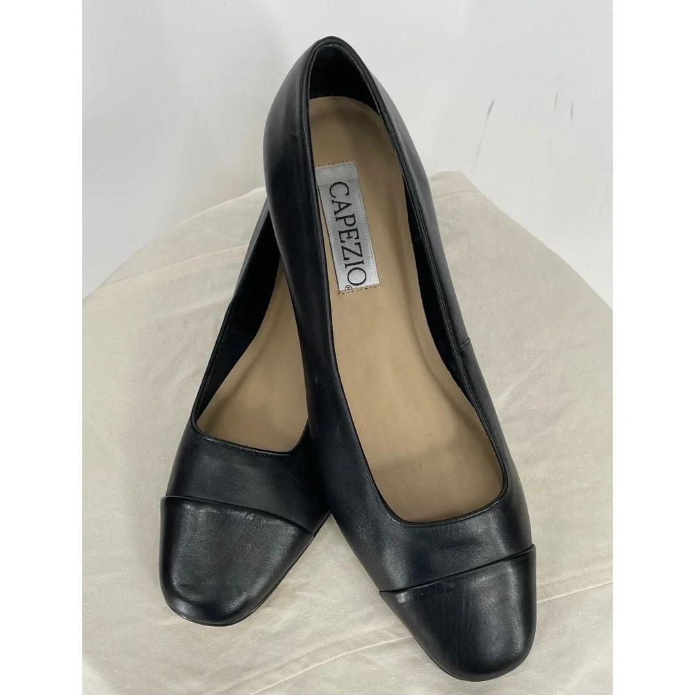 Capezio Womens Shoes 11M Pump Black Leather Cap Toe Low Block Heel